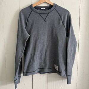 Abercrombie & Fitch Men’s Muscle Gray Long Sleeve
